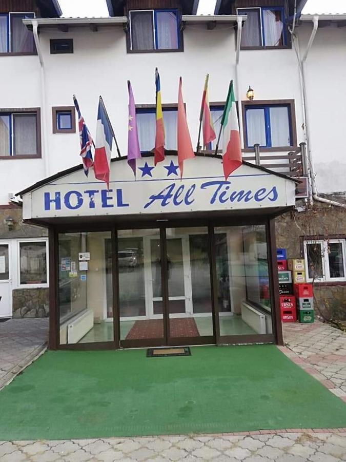 Hotel All Times Timisu de Jos Eksteriør bilde