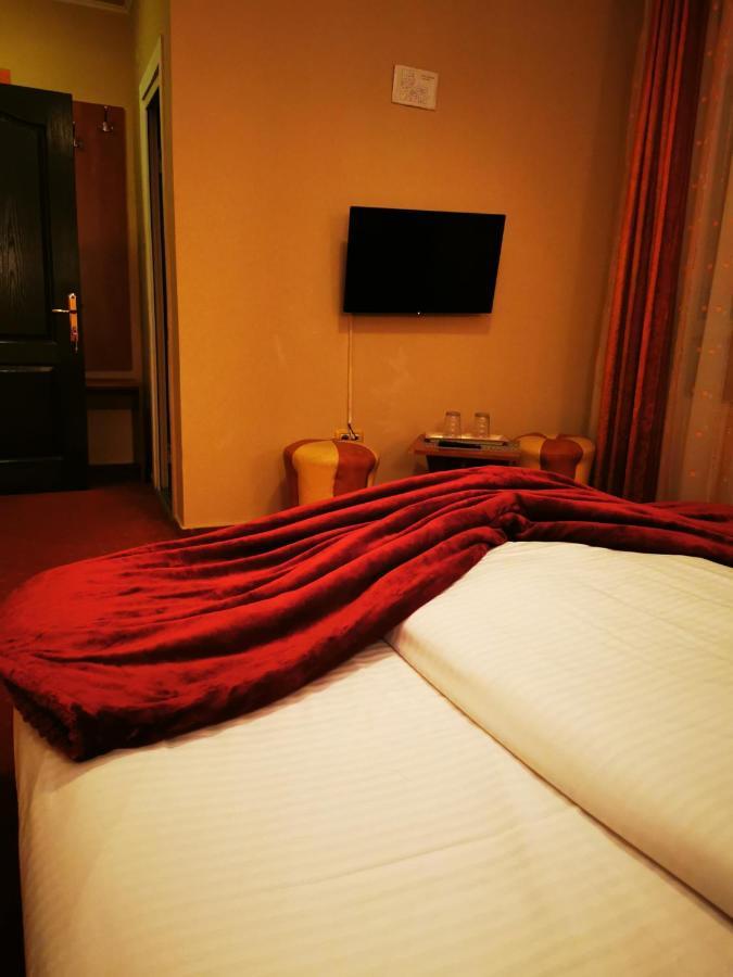 Hotel All Times Timisu de Jos Eksteriør bilde